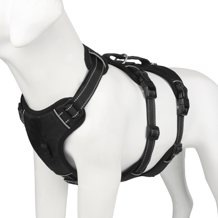 Comfortable Anti-Pull Dog Harness with Enhanced Grip and Safety Features