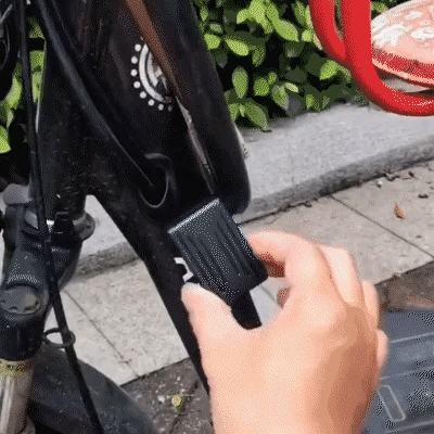 Compact GPS Car Tracker for Secure Tracking