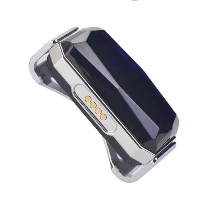 Compact Real-time GPS Tracker for Enhanced Safety in Daily Life