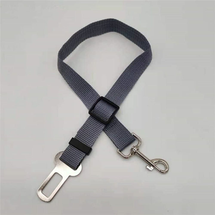 Adjustable Safety Belt for Dogs in the Car