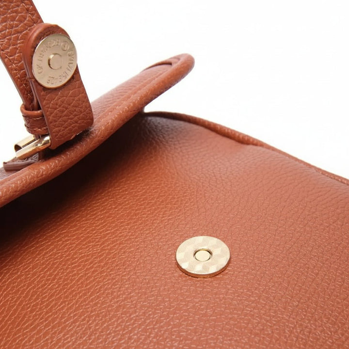Compact Anti-Theft Bag with Adjustable Strap and Ample Storage