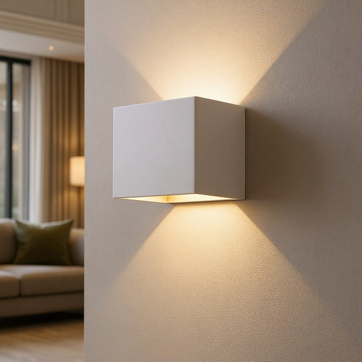 Wall Light for Indoor and Outdoor Use | LED Wall Lamp with Sensor in Black and White