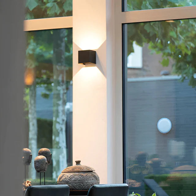 Wall Light for Indoor and Outdoor Use | LED Wall Lamp with Sensor in Black and White